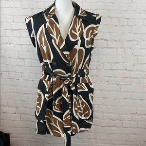 Who what wear sleeveless button down vest